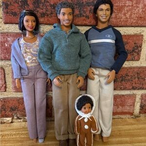 Barbie Diverse Family Doll Set with Outfits Grandpa and Grandma Barbies